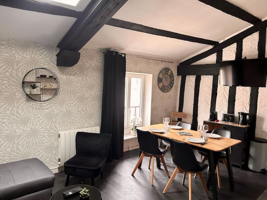 Bel Appartement - 2 Chambres - Proche Du Vieux Marche La Rochelle  Exteriér fotografie